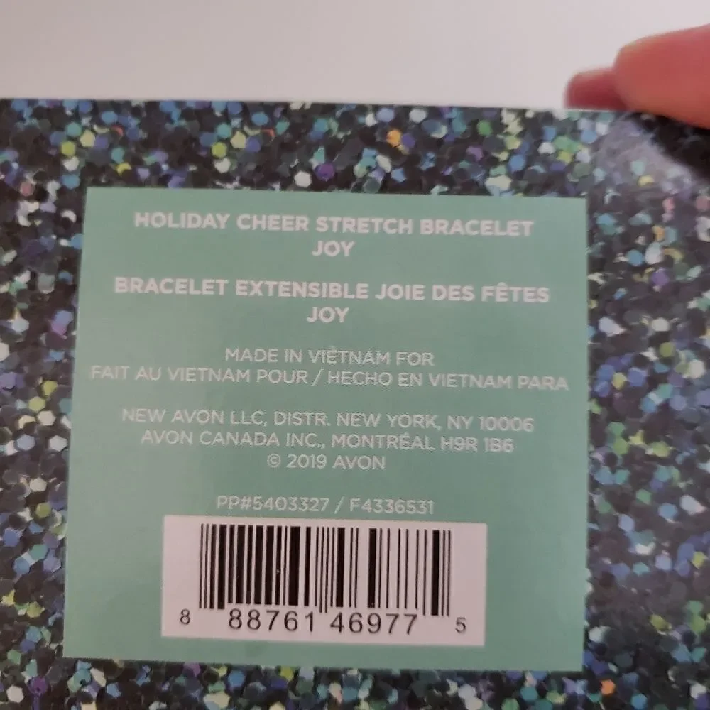 Holiday Cheer Stretch Braclet with JOY Charm